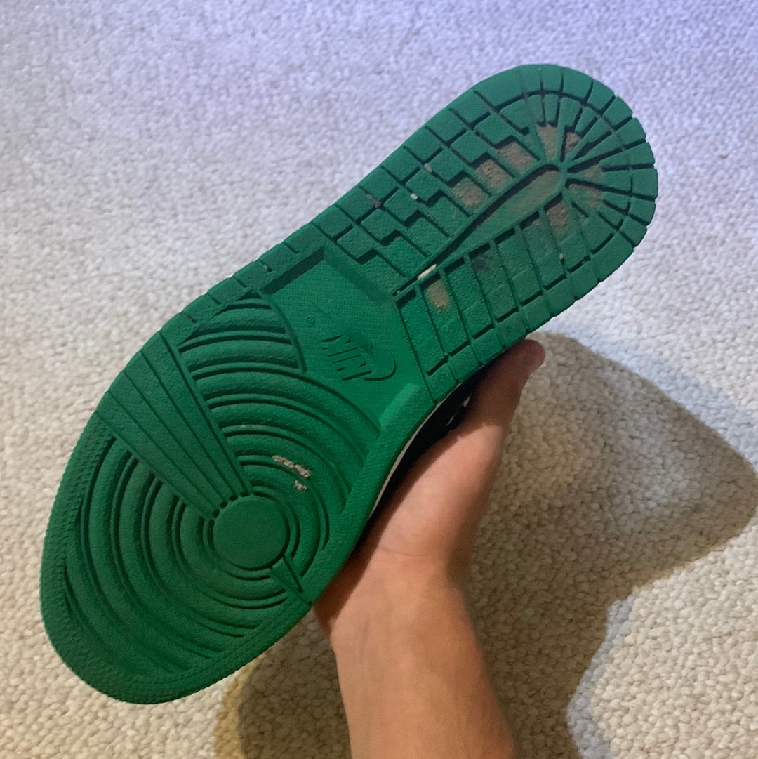 Preowned - Air Jordan 1 Pine Green 2.0 Size 9
