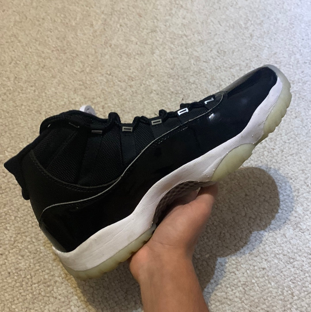 Preowned - Air Jordan 11 Jubilee Size 9
