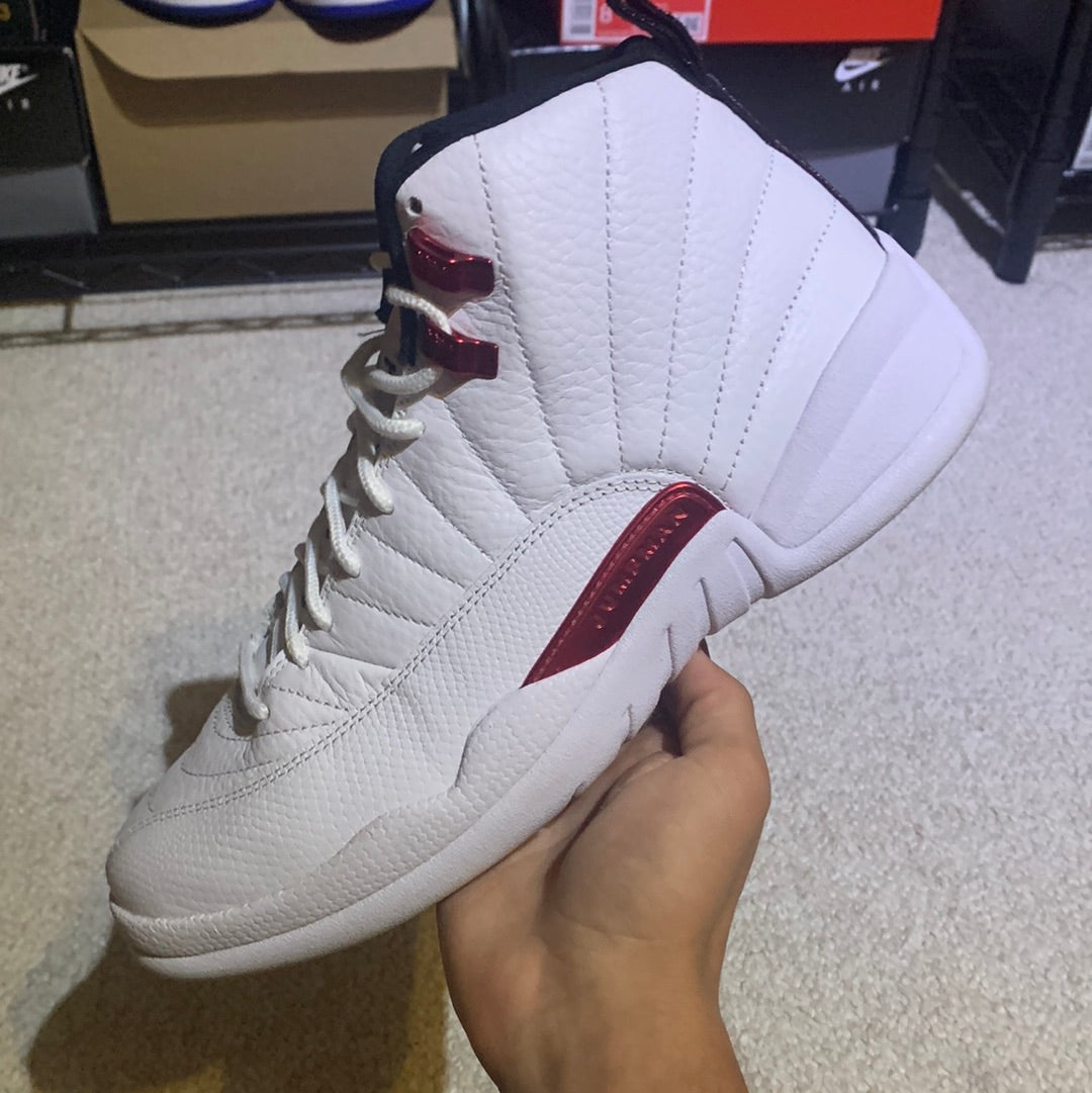 Preowned - Air Jordan 12 Twist Size 8.5