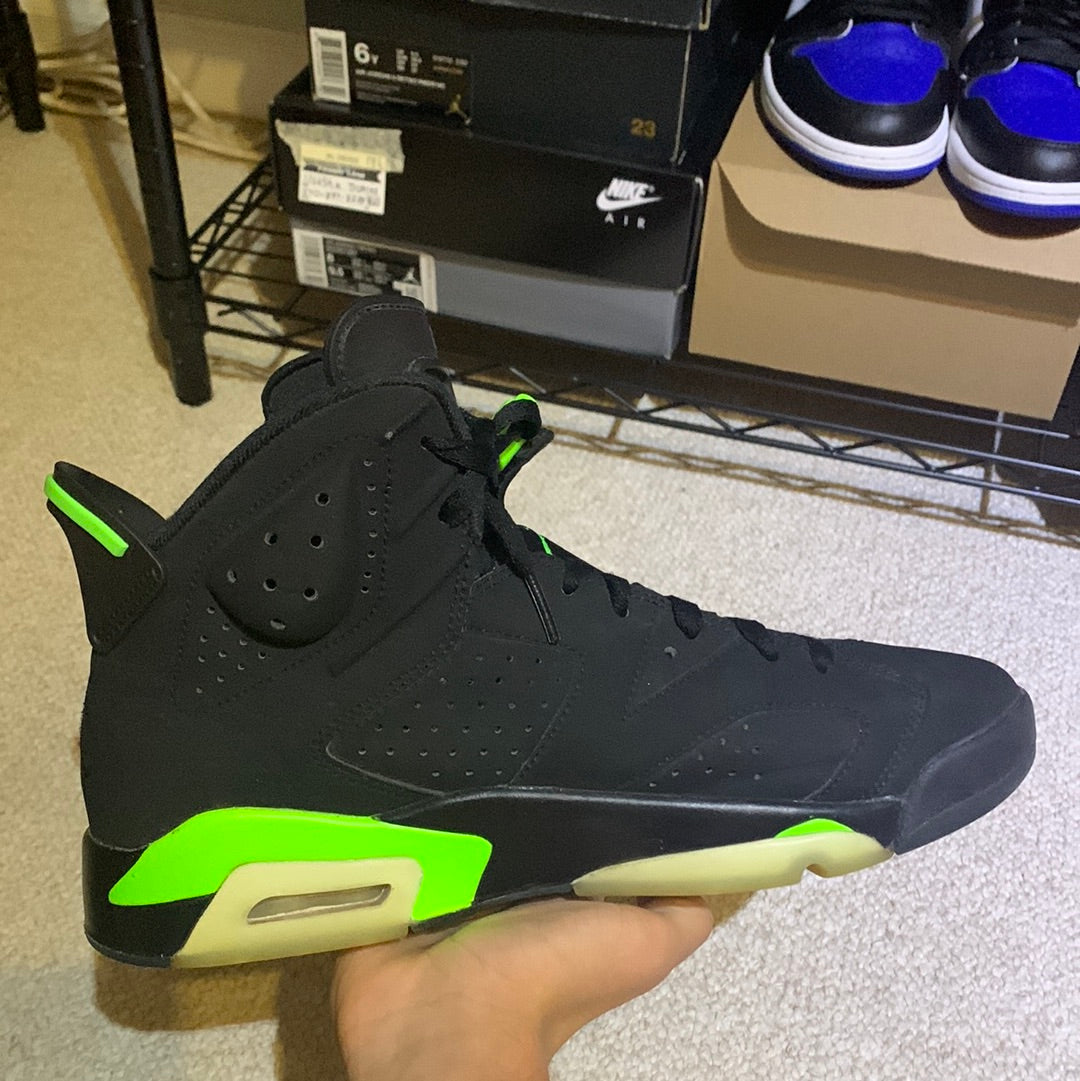 Preowned - Air Jordan 6 Electric Green Size 9.5