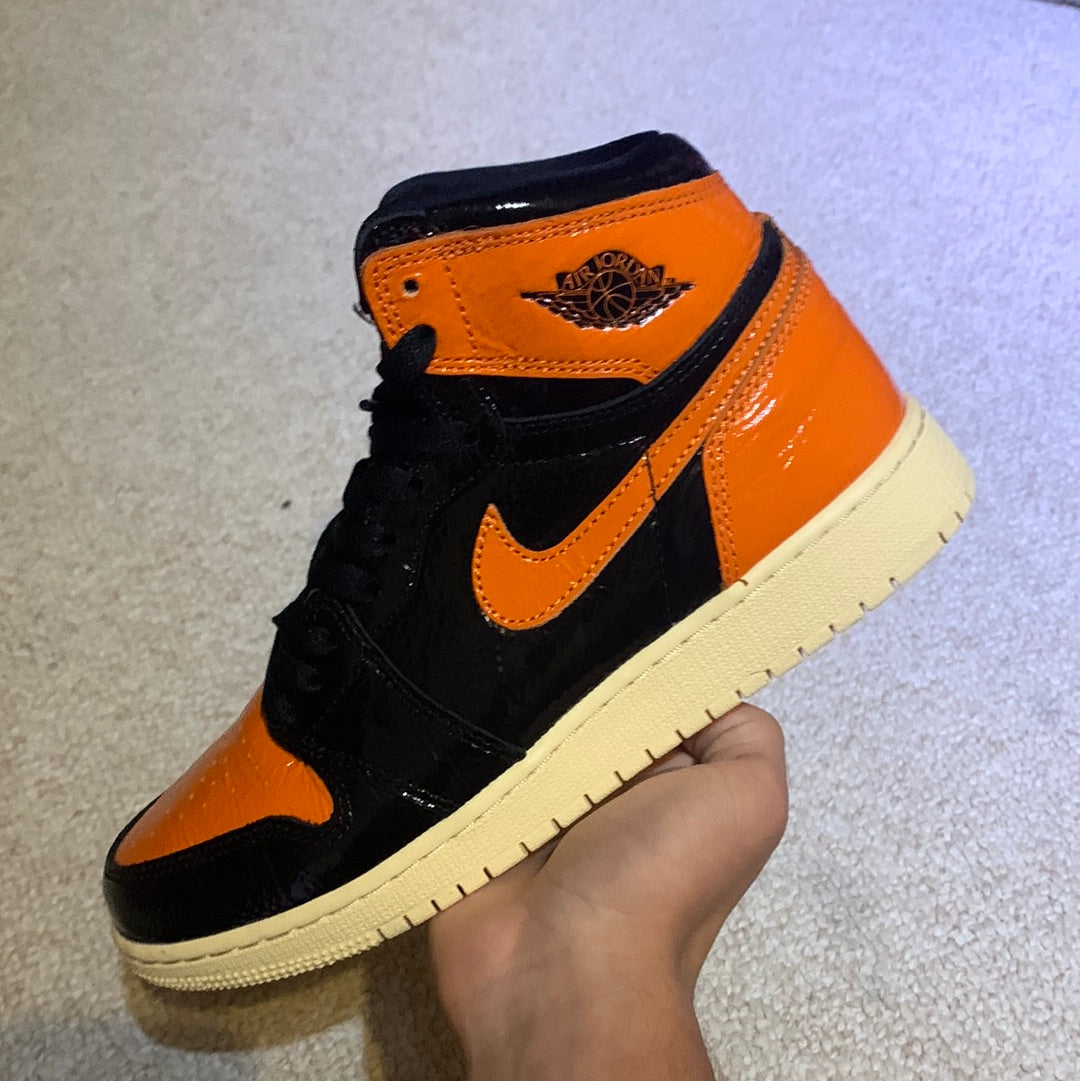 Preowned - Air Jordan 1 Shattered Backboard 3.0 Size 6