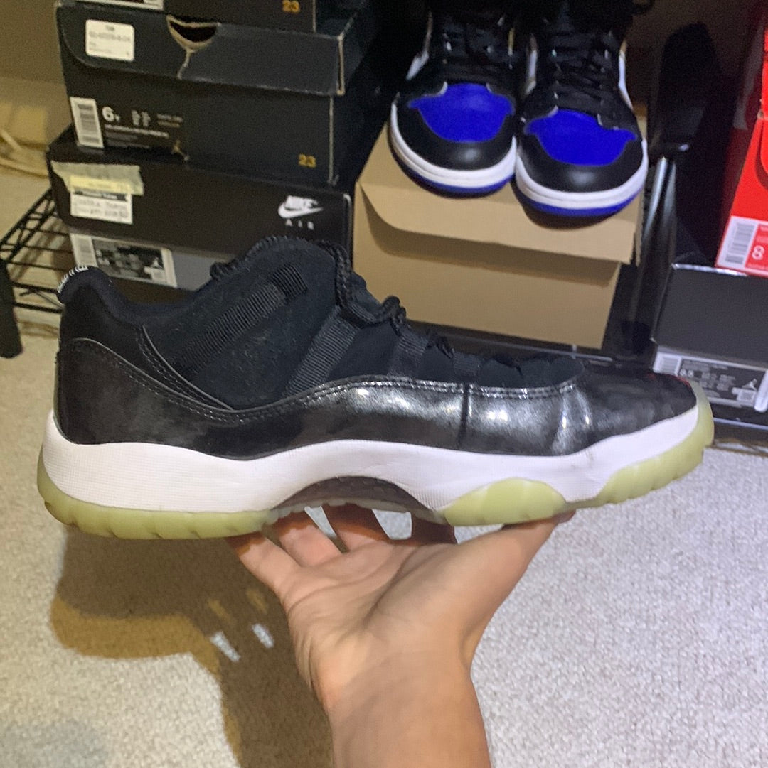 Preowned - Air Jordan 11 Low Baron Size 8