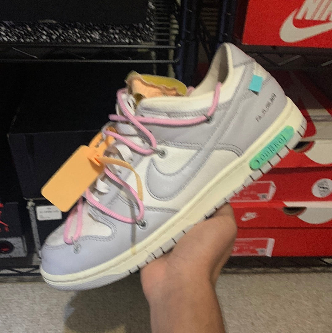 Preowned - Off-White Nike Dunk Lot 9 Size 8.5